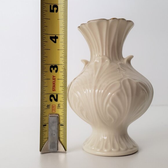 Lenox Porcelain Elfin Small Bud Vase Cream with Gold Trim Like New - Picture 2 of 6
